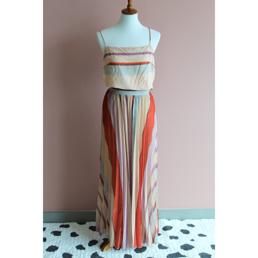 H&M Trend matching tank and skirt set